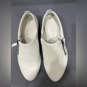 ECCO White Leather Slip-On Shoes Women’s EU 38 US 7 Side Zip Made Portugal